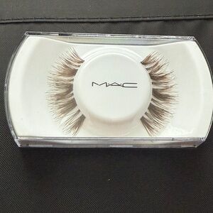 Mac eyelashes BA2